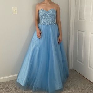 Blue prom dress